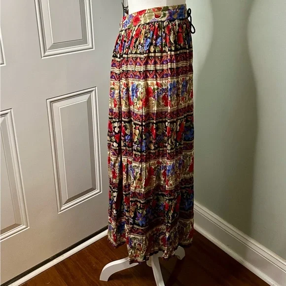 Sag Harbor Womens Vintage 90s Crinkle Midi Skirt. - Picture 2 of 8